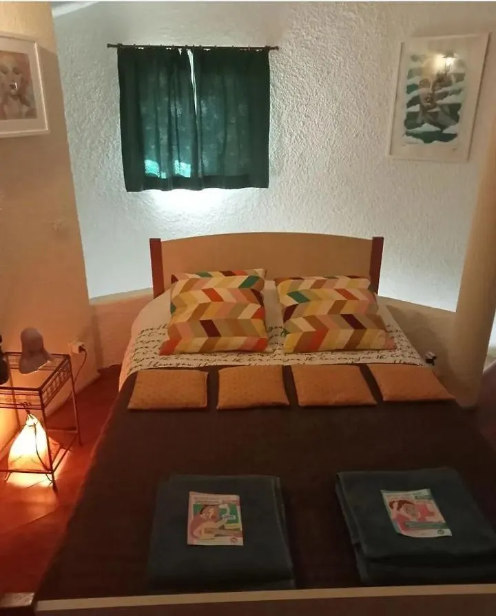 L'Insolite Et Medievale Tour Yselda Saint-Pourcain-sur-Sioule Holiday home